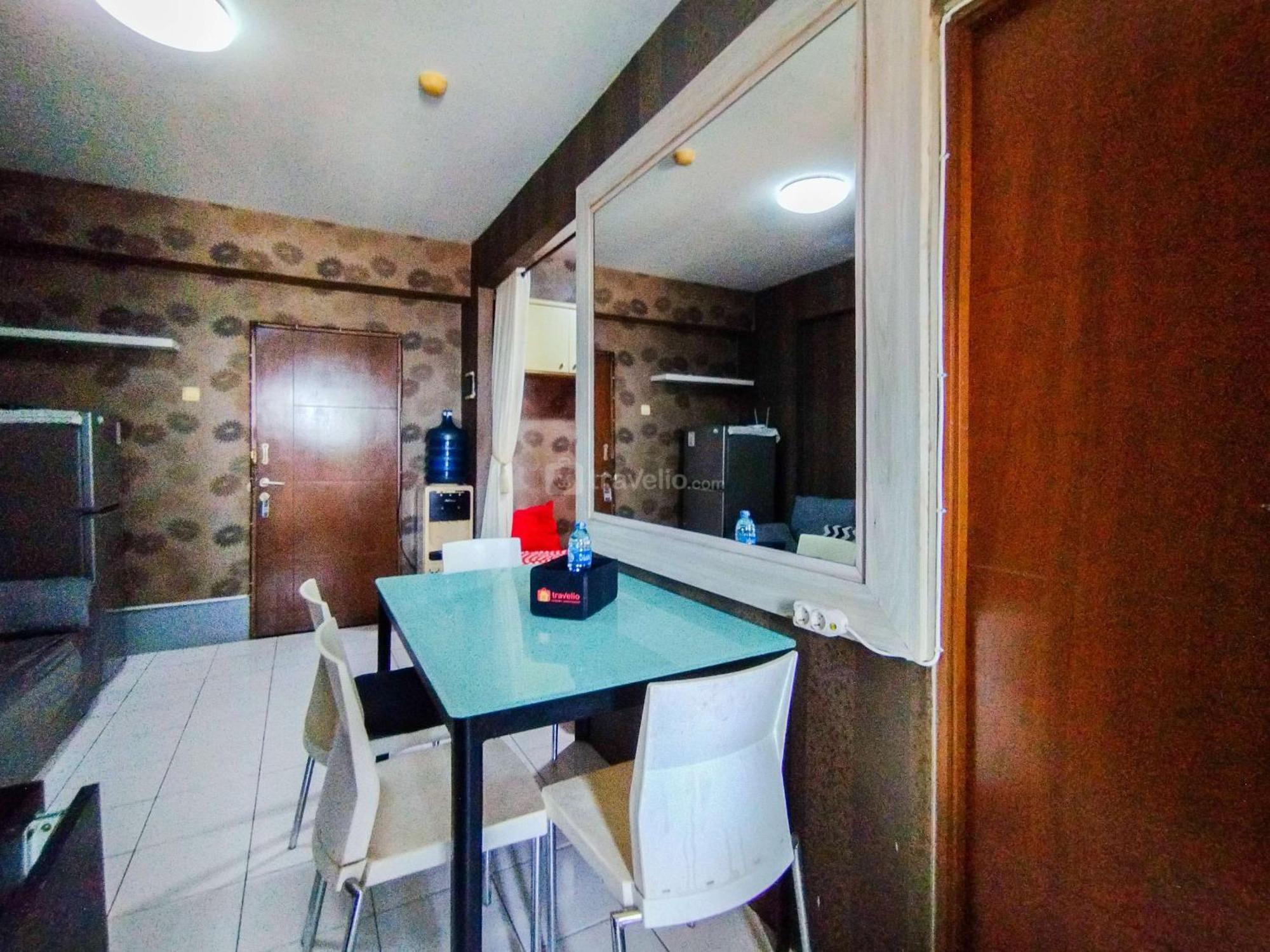Spacious 2br At Gateway Ahmad Yani Cicadas By Travelio Apartemen *